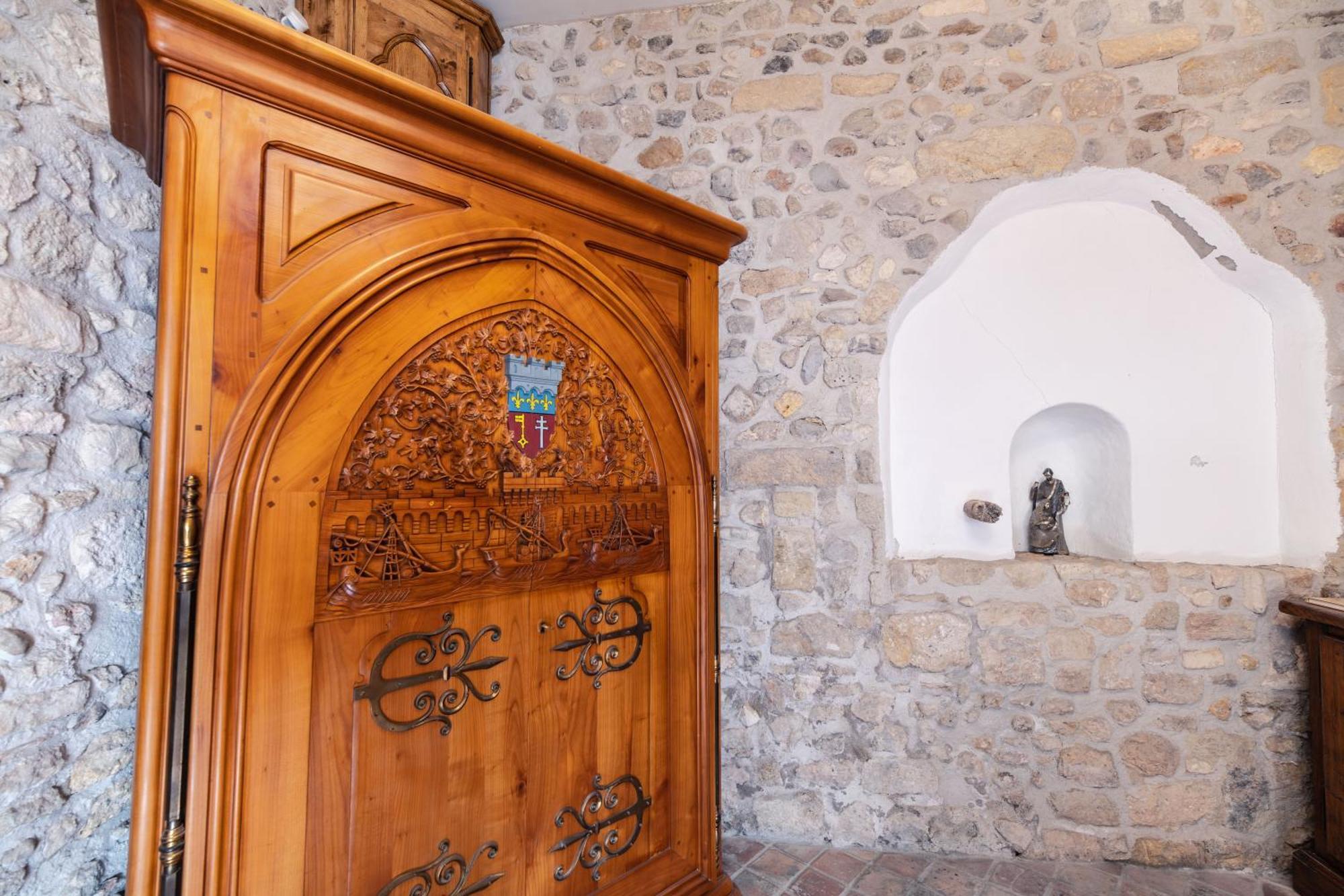 Petit Studio Presbytere Dans L'Eglise 나르본 외부 사진